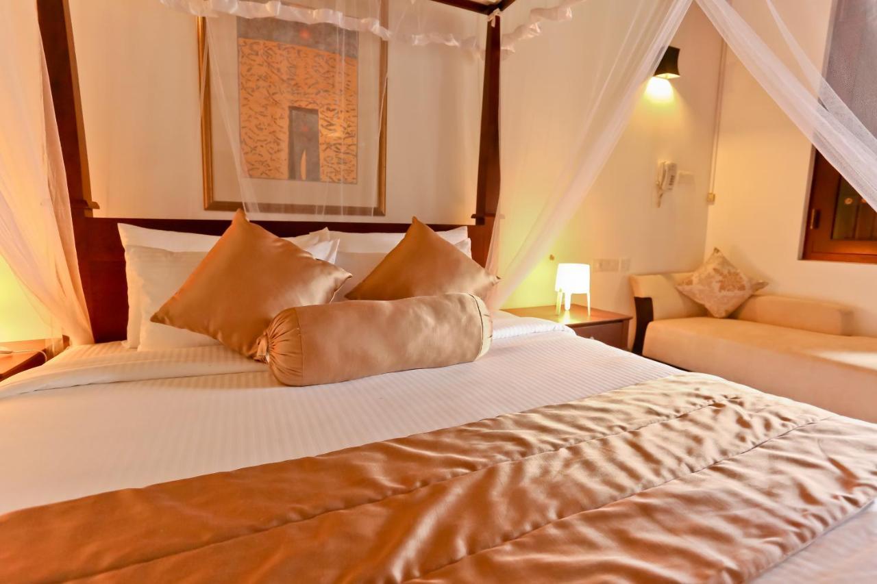 Swanee Grand Hotel Negombo Luaran gambar