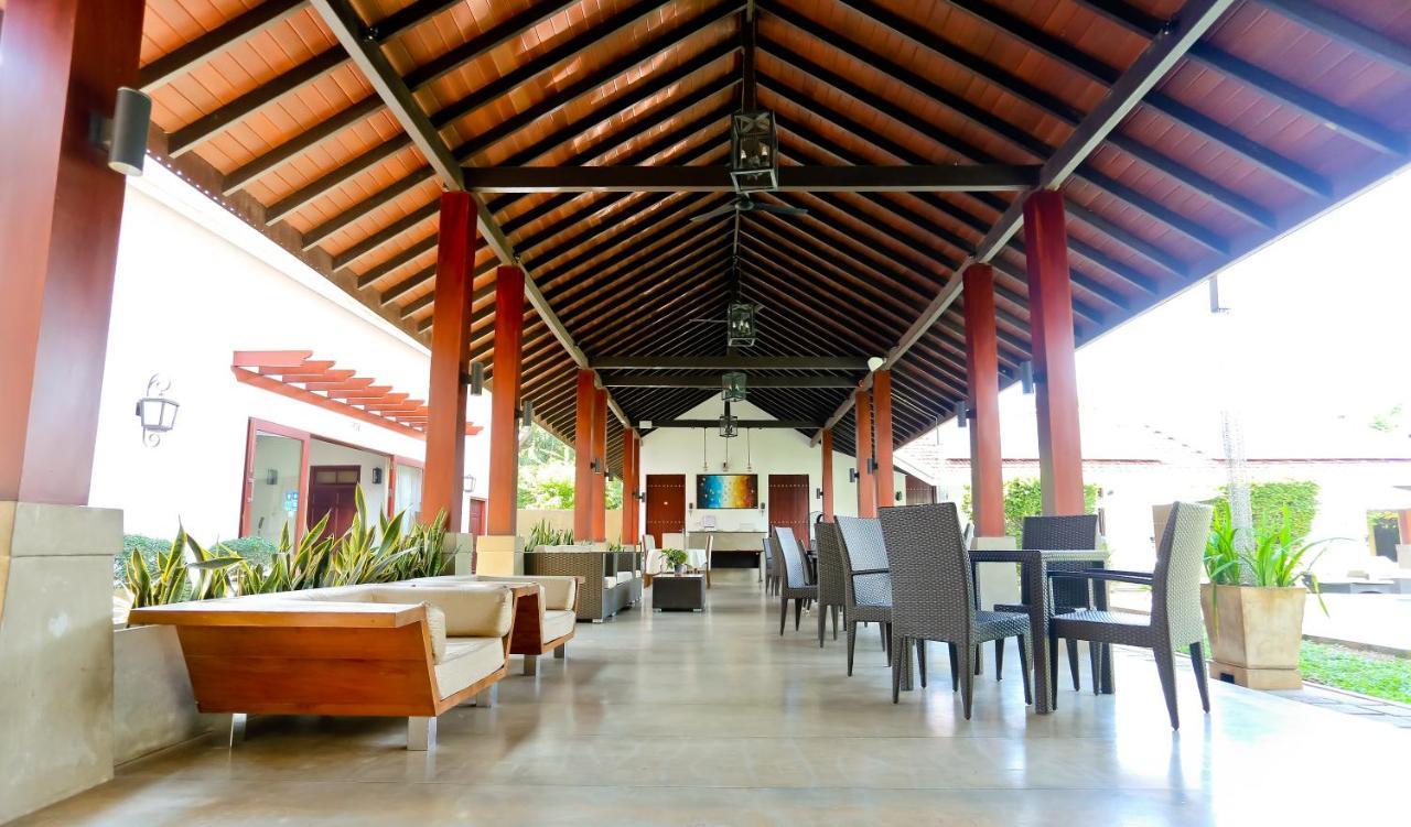 Swanee Grand Hotel Negombo Luaran gambar