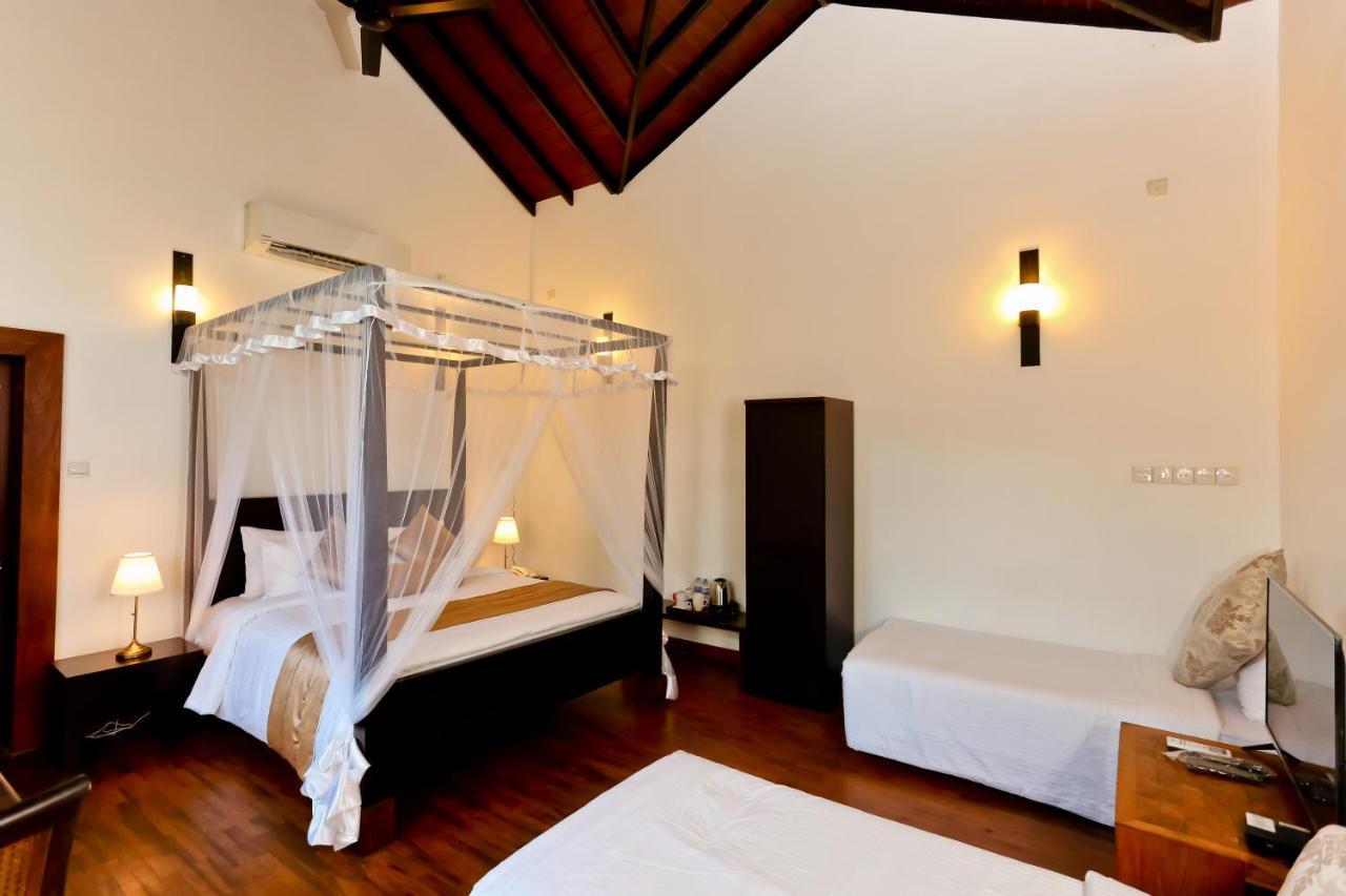 Swanee Grand Hotel Negombo Luaran gambar