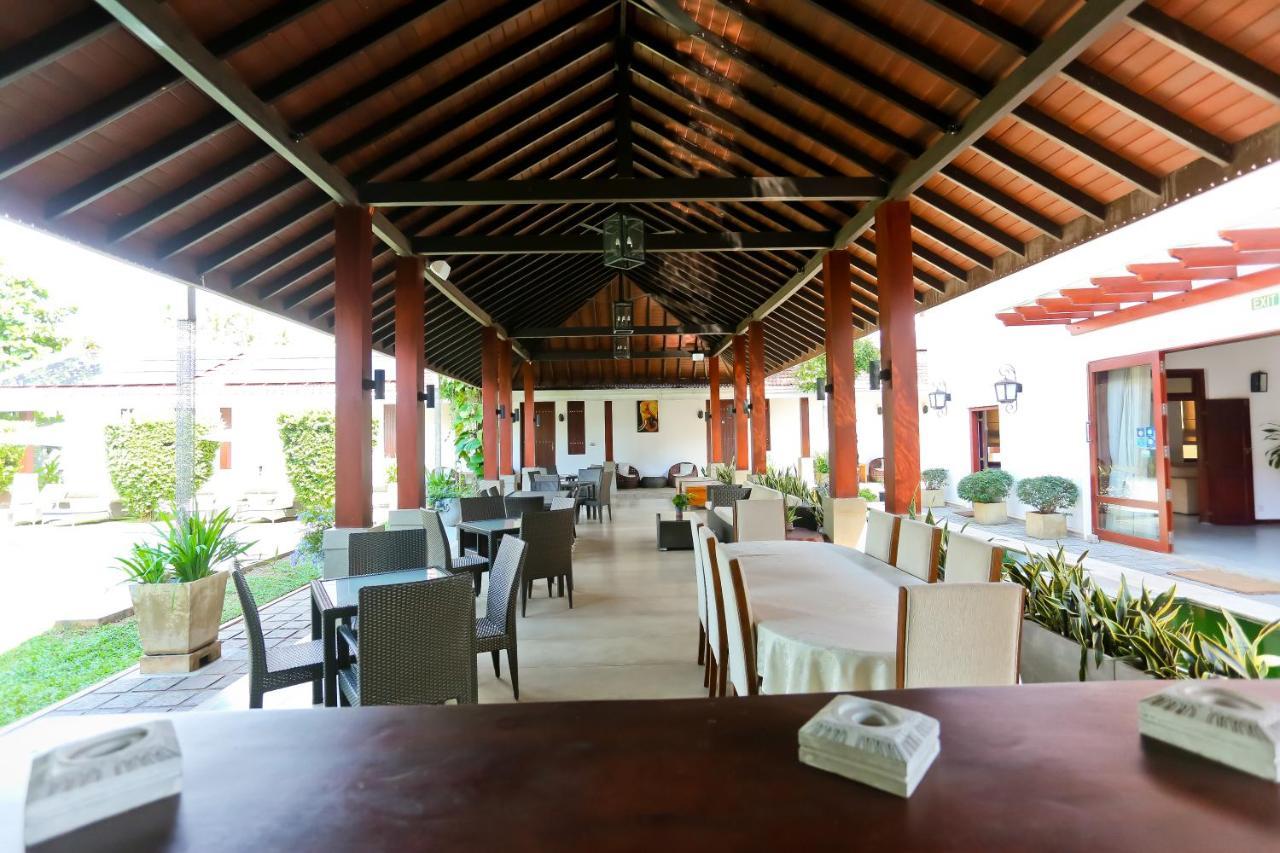 Swanee Grand Hotel Negombo Luaran gambar